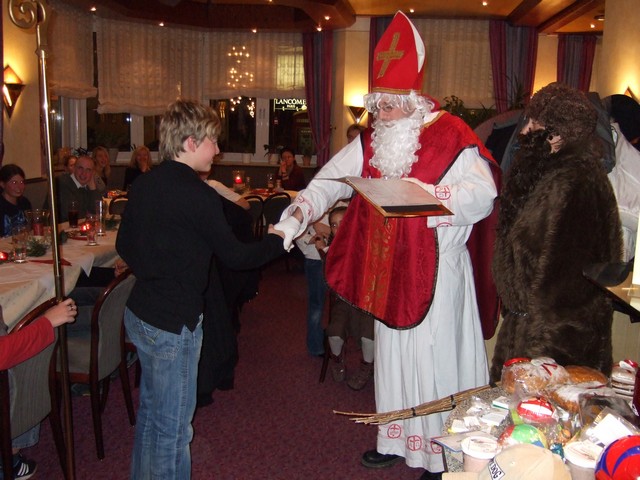 Weihnachtsfeier_2007_15.jpg