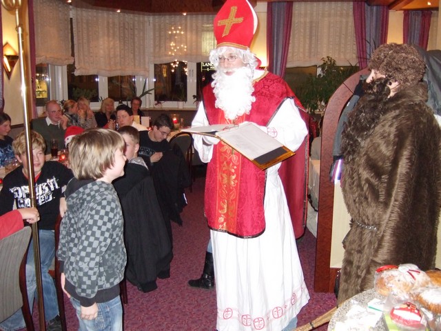 Weihnachtsfeier_2007_18.jpg