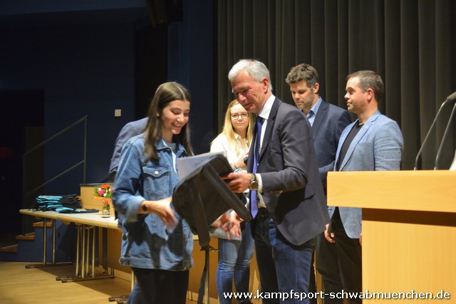 Sportlerehrung_TSV_Stadt_SMUE_2019_003.jpg