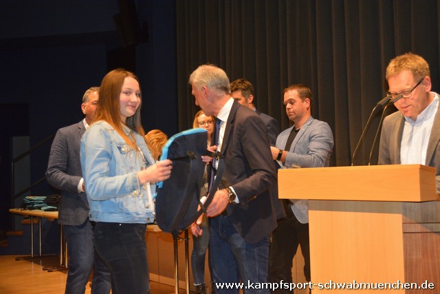 Sportlerehrung_TSV_Stadt_SMUE_2019_005.jpg