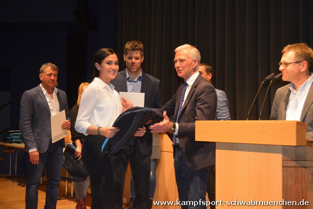 Sportlerehrung_TSV_Stadt_SMUE_2019_010.jpg