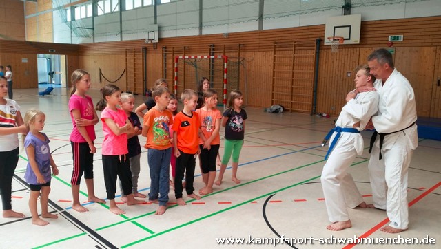 SMUE_Ferienprogramm_2018_001.jpg