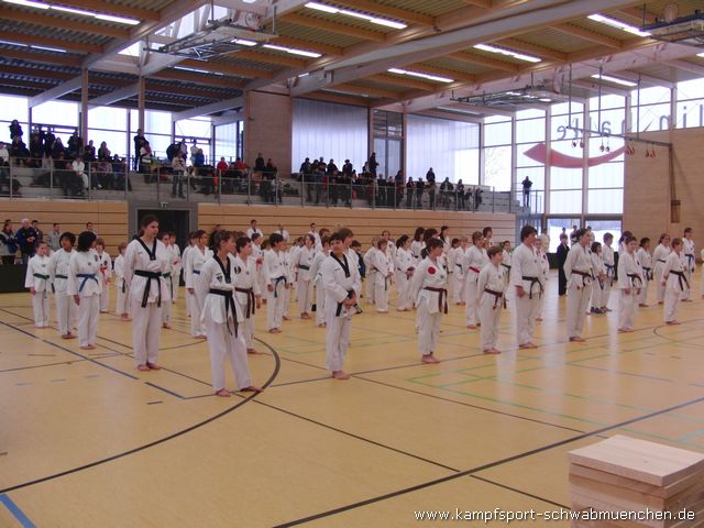 2010_11_27_bayerische_Taekwondomeisterschaft_Illertissen_03.jpg