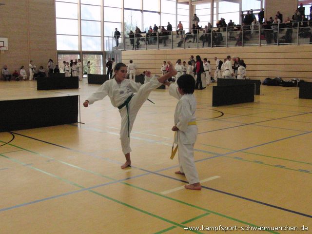 2010_11_27_bayerische_Taekwondomeisterschaft_Illertissen_17.jpg