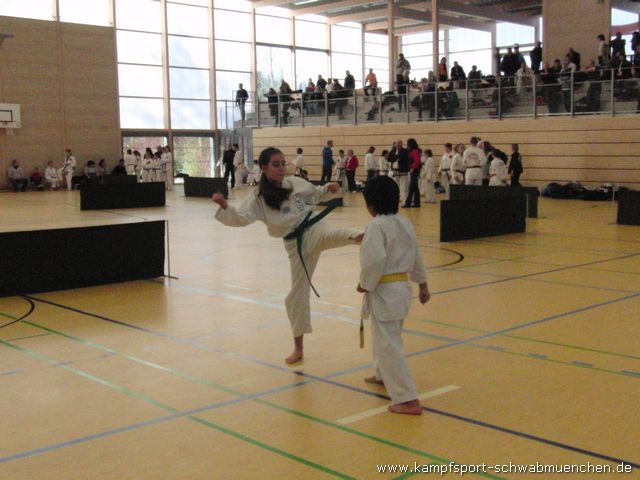 2010_11_27_bayerische_Taekwondomeisterschaft_Illertissen_19.jpg