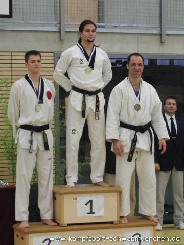2010_11_27_bayerische_Taekwondomeisterschaft_Illertissen_36.jpg