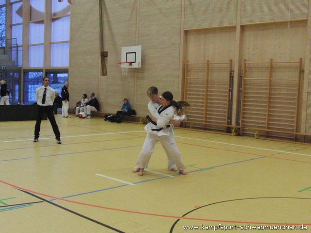 2010_11_27_bayerische_Taekwondomeisterschaft_Illertissen_44.jpg