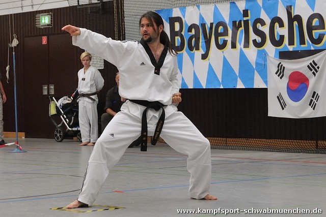 Taekwondomeisterschaft_Lauingen_11_2015_082.jpg