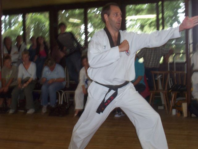 heiss_4dan_tkd03.jpg