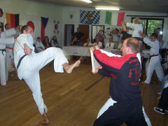 heiss_4dan_tkd20.jpg